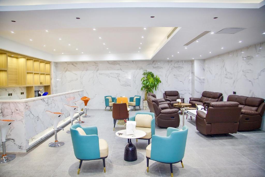 Hôtel FAMILLE MONDIALE, Côte d'Ivoire, Abidjan, Angré 7eme Tranche