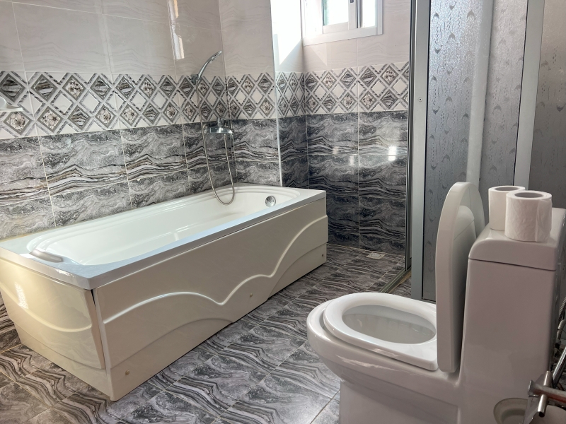 Image de Chez Rodrigue(Rosa Beach), Abidjan, Bietry village, baie des milliardaires