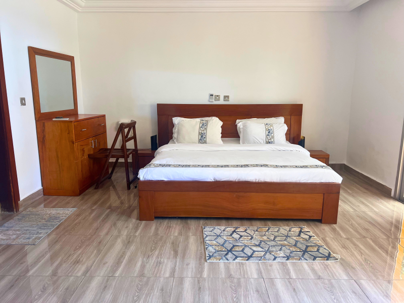 Image de Chez Rodrigue(Rosa Beach), Abidjan, Bietry village, baie des milliardaires