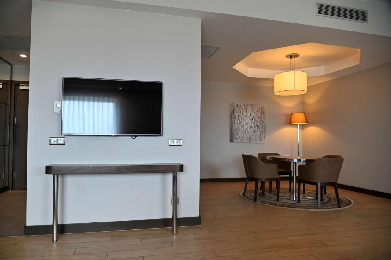 Image de Radisson Blu Hotel, Abidjan Airport, Côte d'Ivoire, Port Bouet