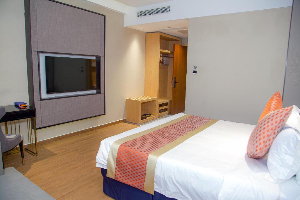 Image de Hôtel FAMILLE MONDIALE, Côte d'Ivoire, Abidjan, Angré 7eme Tranche