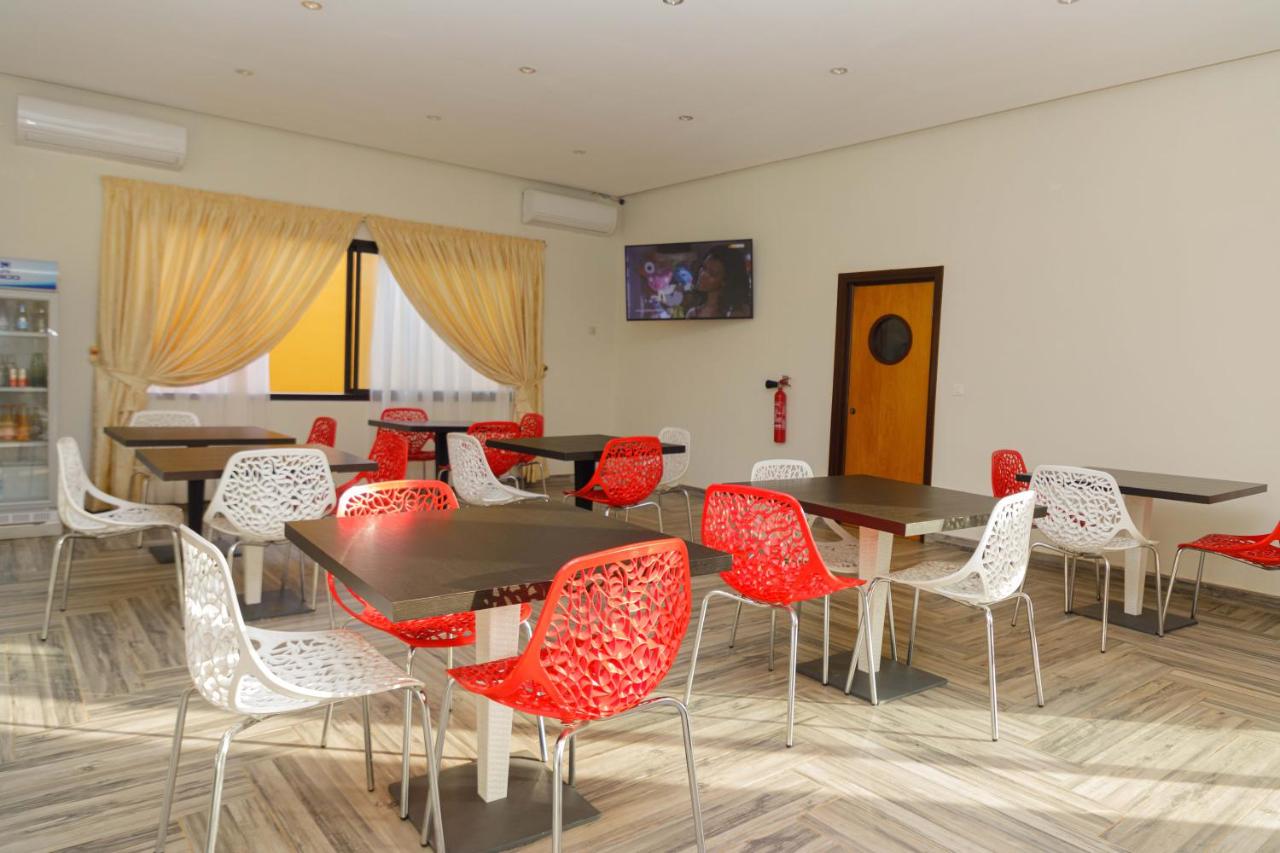 Image de Hôtel EULIS Abidjan, Côte d’Ivoire, Yopougon, Anador