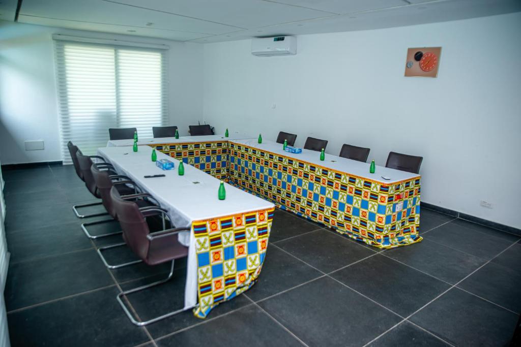 Image de Hotel Yatchenin Abidjan, Côte d'Ivoire, Cocody, 2plateaux Vallon