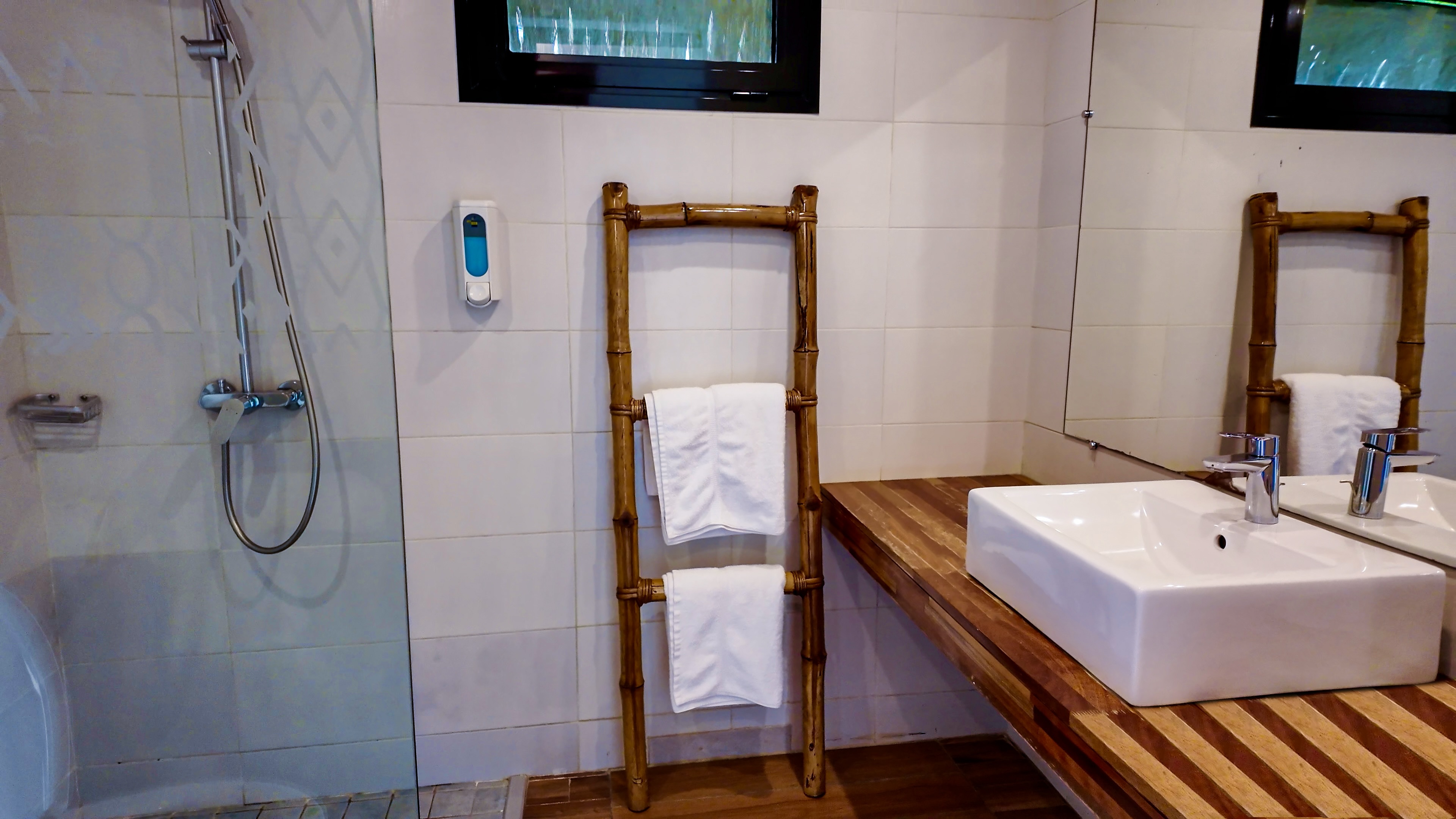 Image de Assoyam Beach, Côte d'Ivoire, Grand Bassam