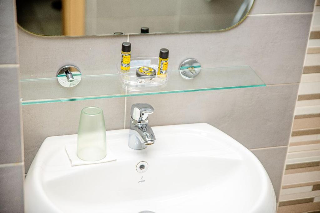 Image de Hotel Yatchenin Yamoussoukro, Côte d'Ivoire, Millionnaire