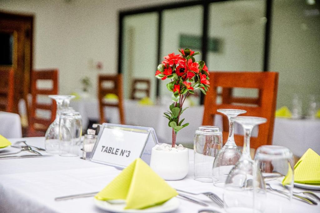 Image de Hotel Yatchenin Yamoussoukro, Côte d'Ivoire, Millionnaire