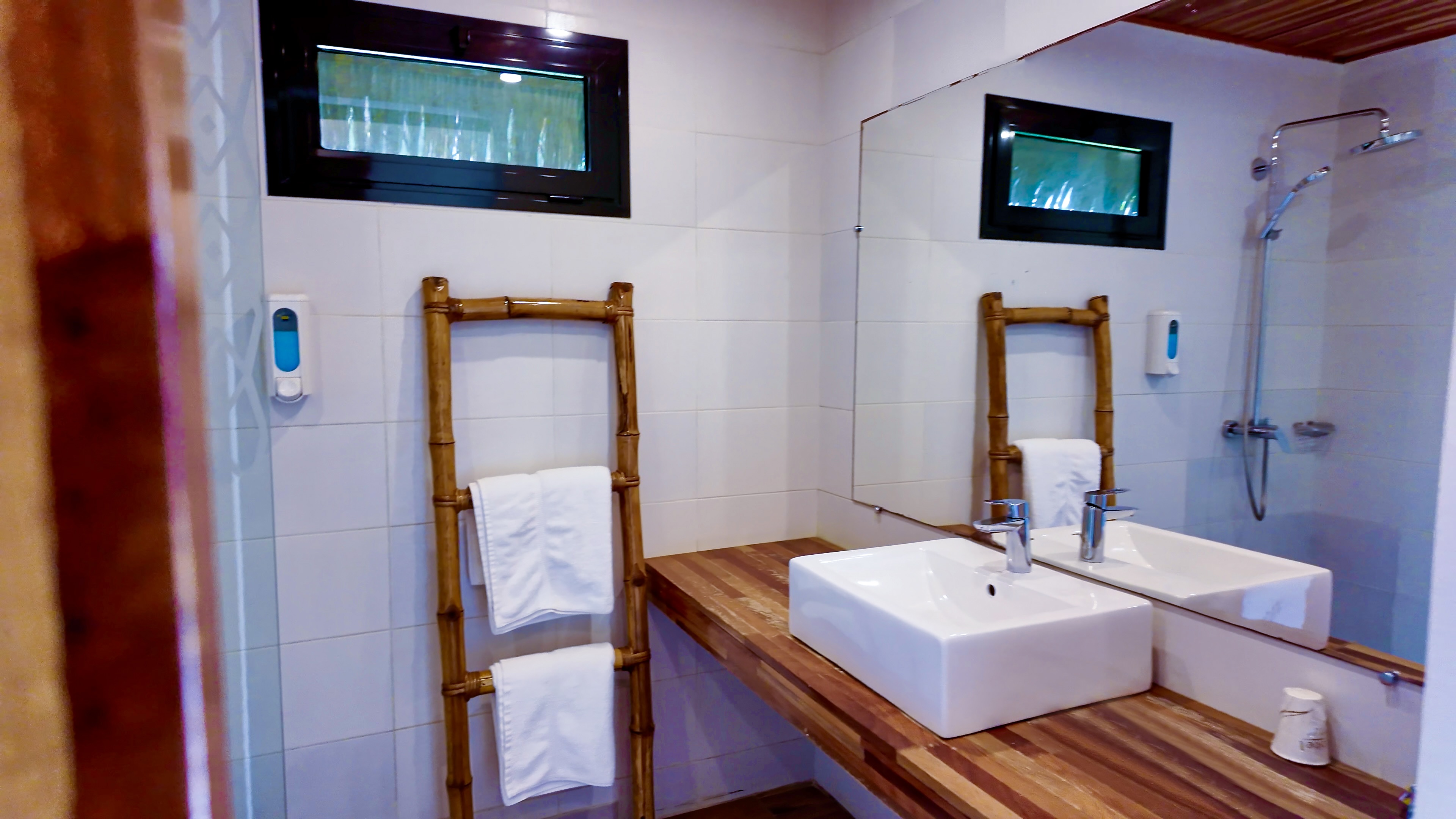 Image de Assoyam Beach, Côte d'Ivoire, Grand Bassam