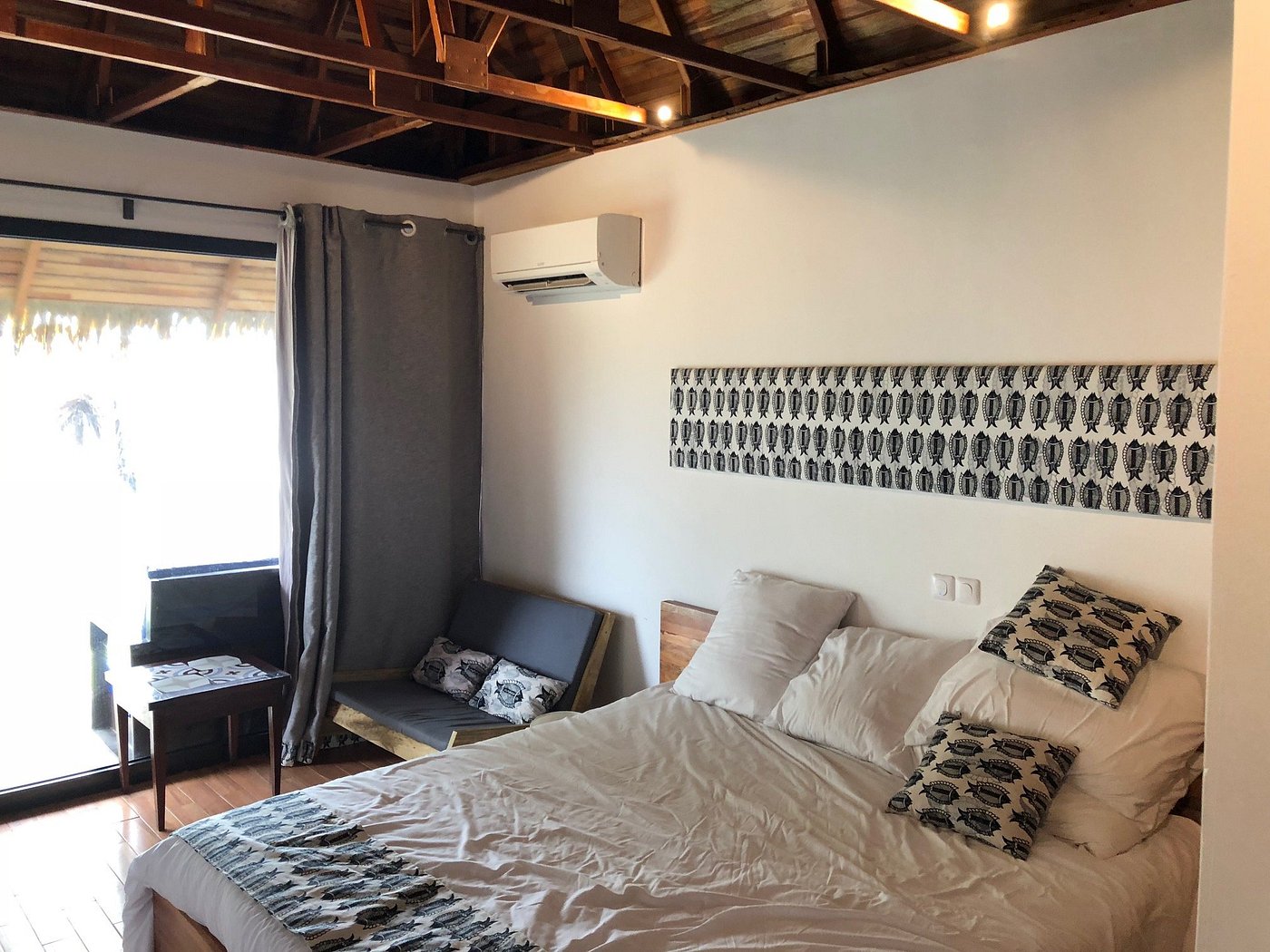 Image de Assoyam Beach, Côte d'Ivoire, Grand Bassam